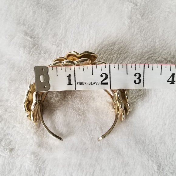 Floral Pansy Cuff Bracelet - Picture 8 of 8